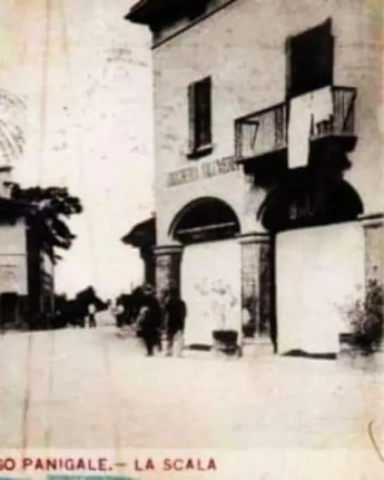 Residenza Alla Scala Del Borgo Bologna Apartment