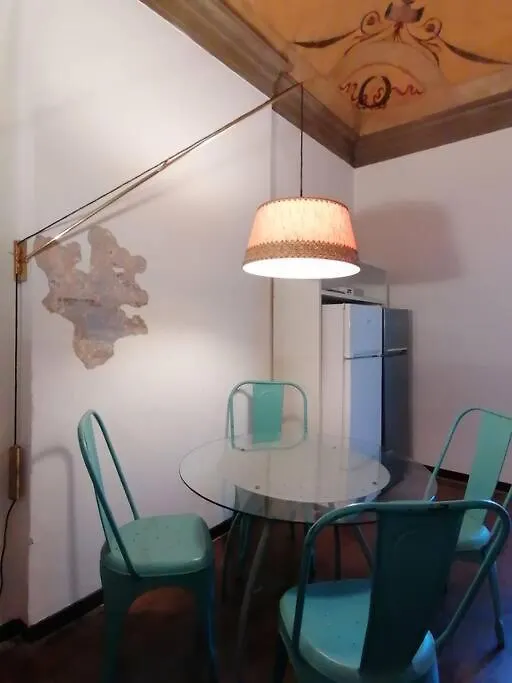 Residenza Alla Scala Del Borgo Bologna Apartment