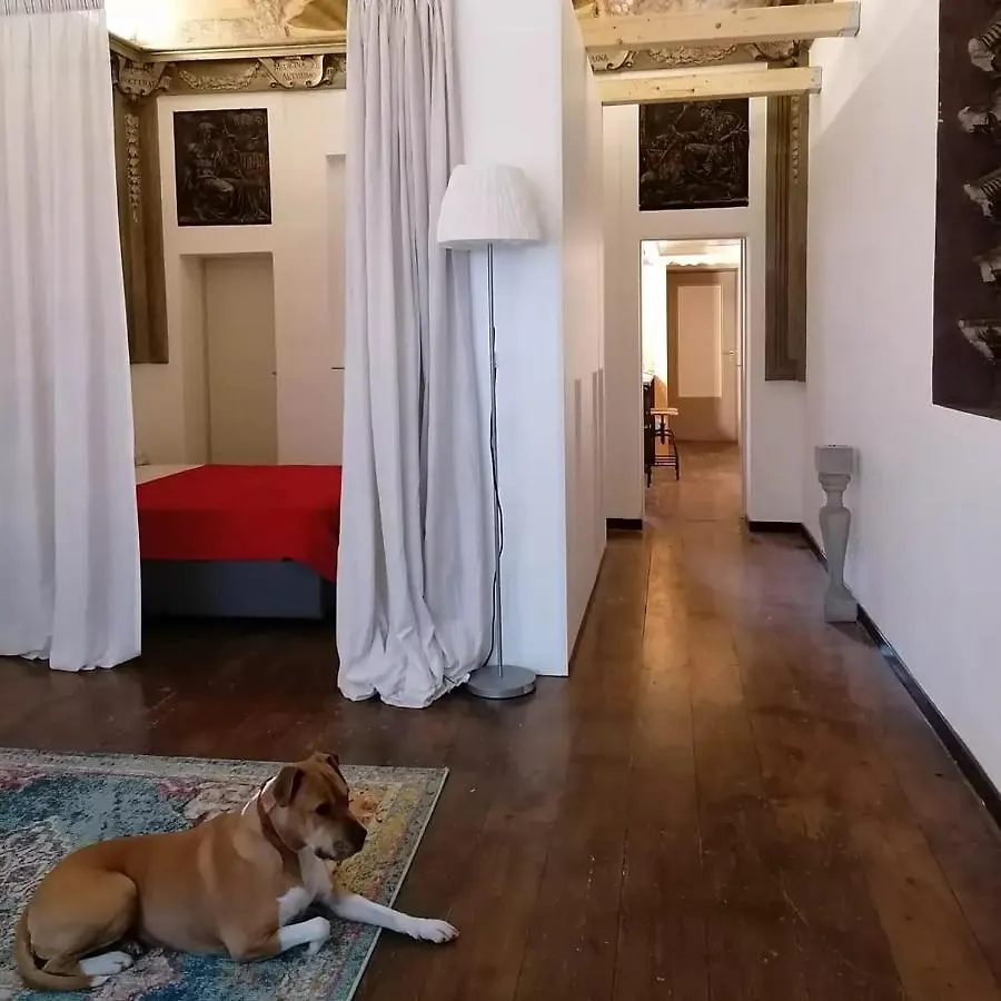 Residenza Alla Scala Del Borgo Bologna Lägenhet